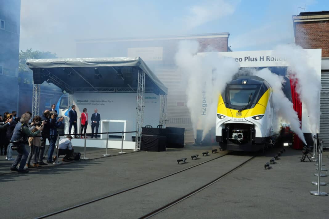 Siemens Mobility presented the new Mireo Plus H