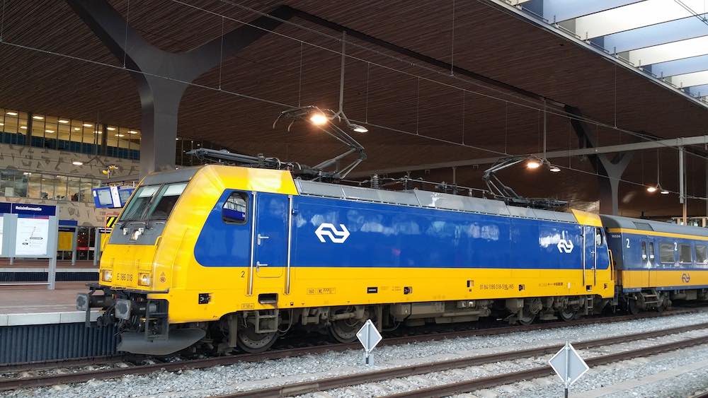 Netherlands: Electric Passenger Trains already Run 100% on Wind Power